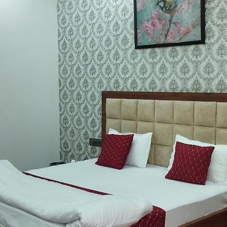The Singhasan Nd Saffron Hotel Jind Esterno foto